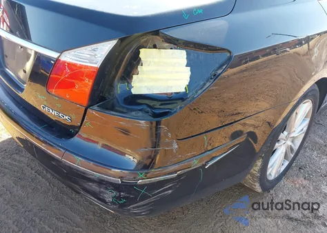 2011 Hyundai Genesis 3.8 from USA, damaged, VIN KMHGC4DE2BU140318